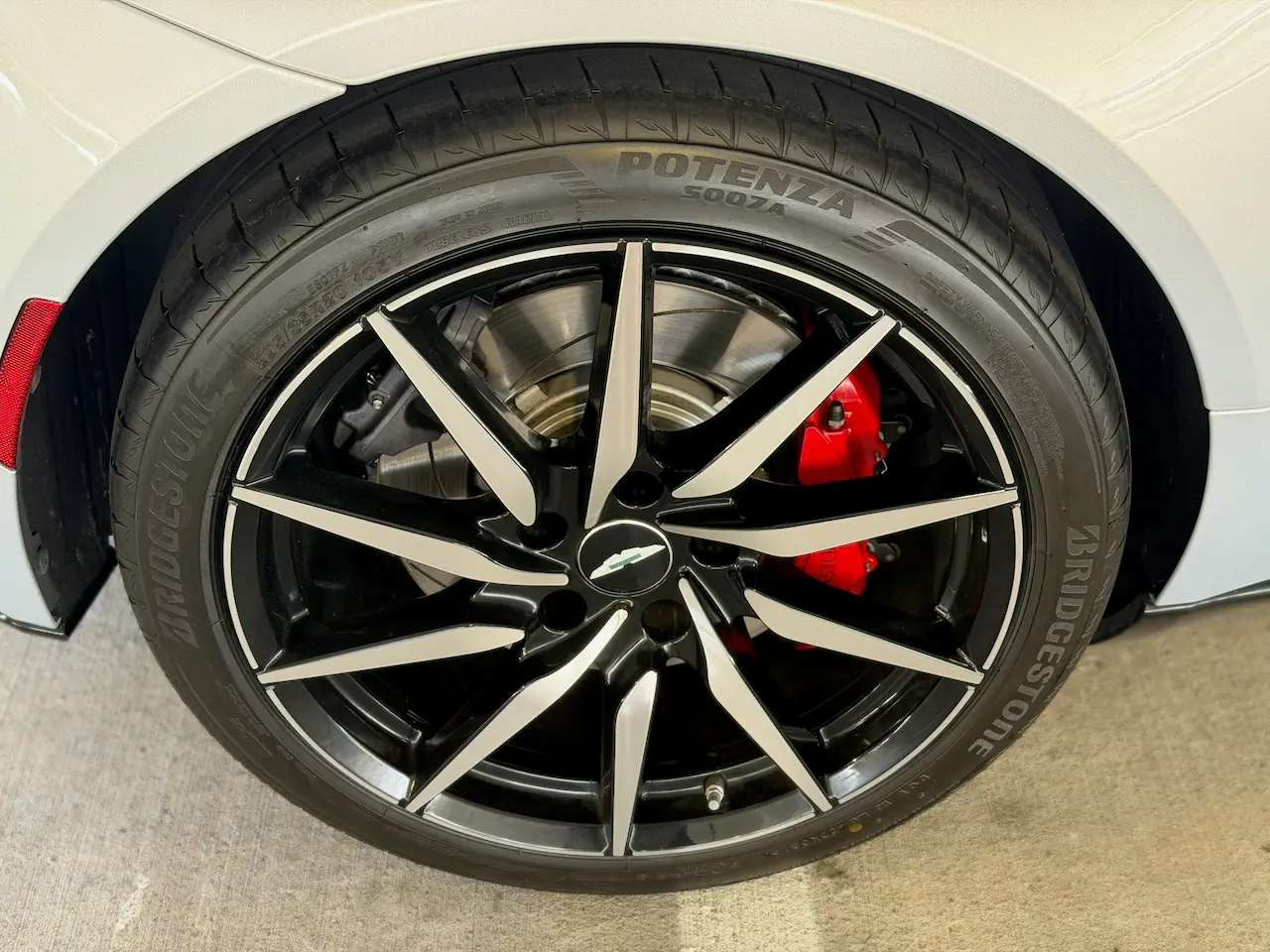 2017 Aston Martin DB11 — photo 15 of 40 — Turismo Auto Group