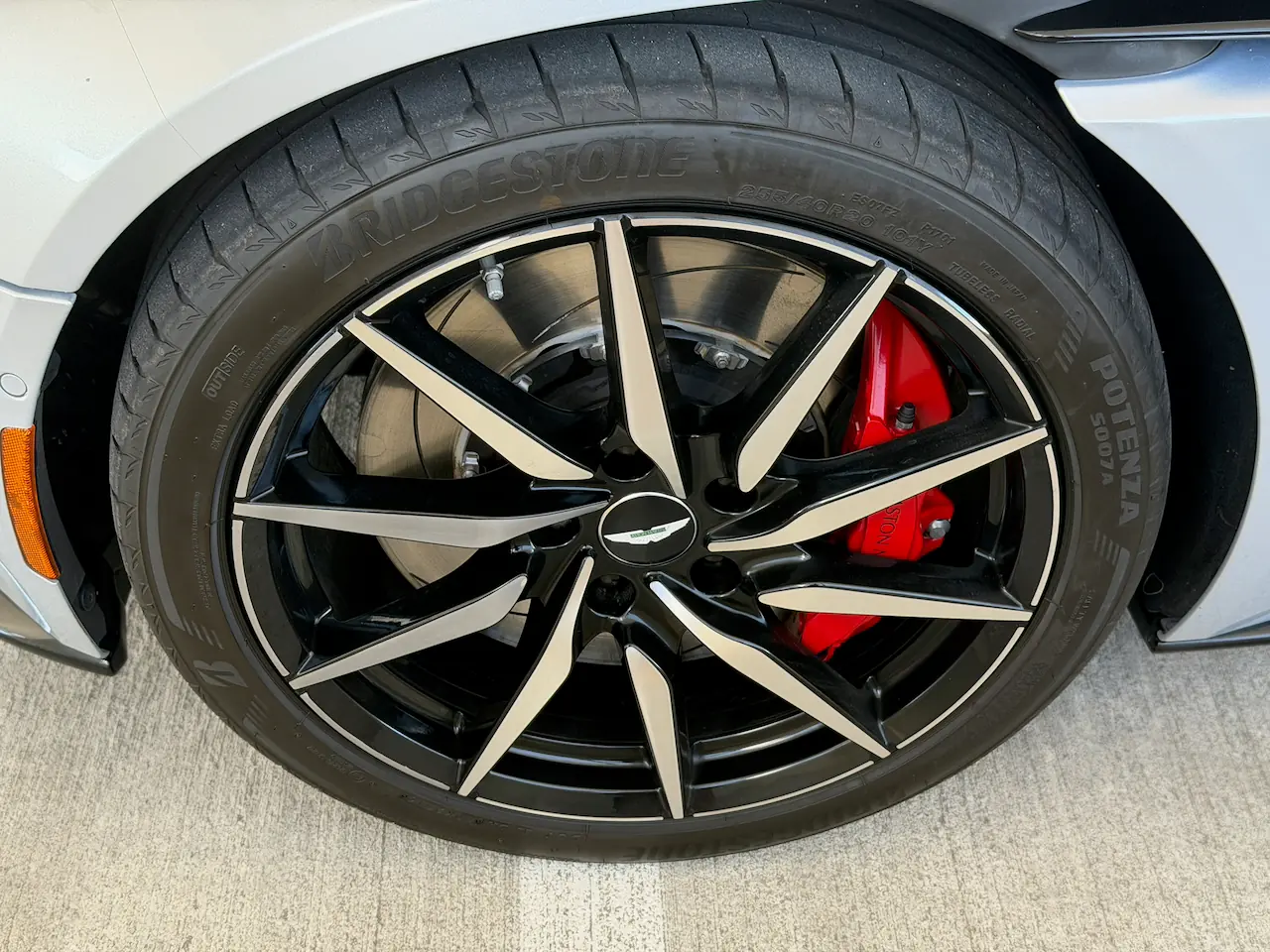 2017 Aston Martin DB11 — photo 17 of 40 — Turismo Auto Group