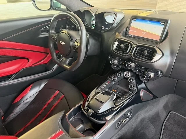 2019 Aston Martin Vantage