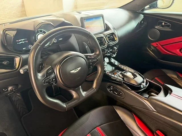 2019 Aston Martin Vantage