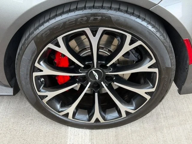 2019 Aston Martin Vantage