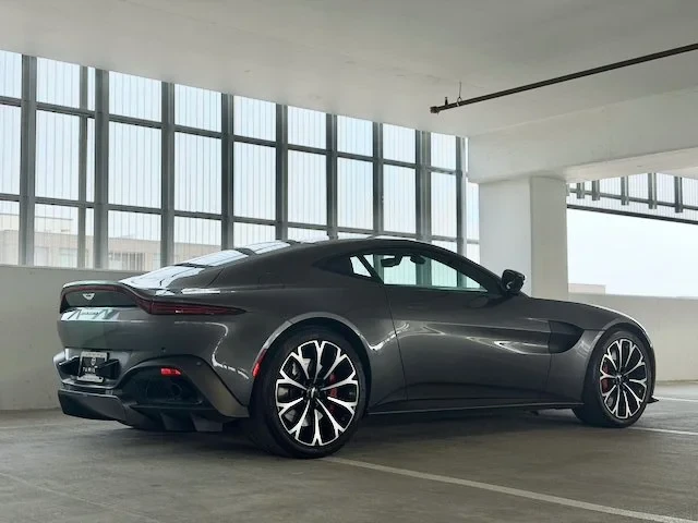 2019 Aston Martin Vantage