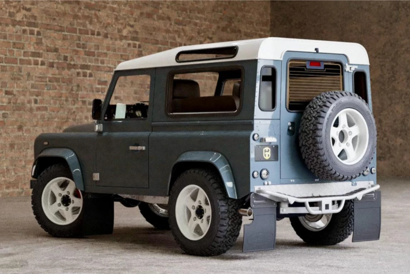 GB Land Rover Defender 90 Build