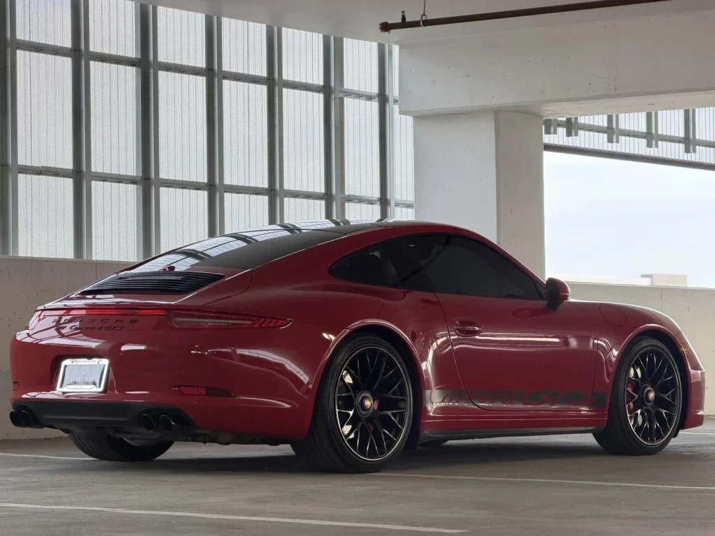 Porsche 911 Carrera 4 GTS (991)