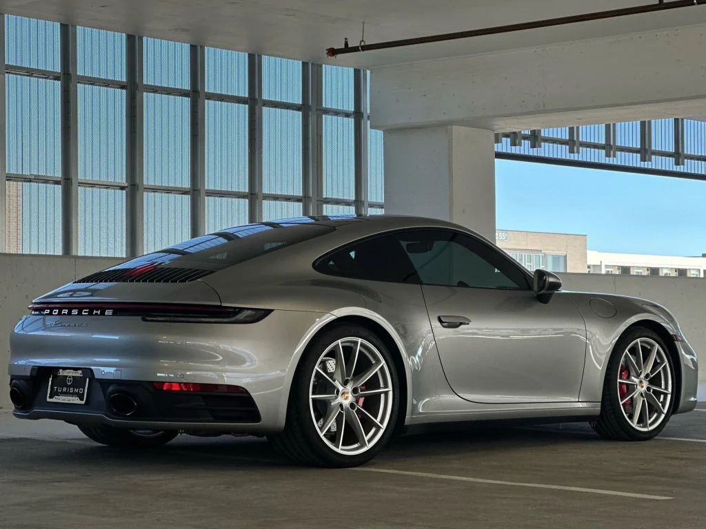 Porsche 911 Carrera 4S (992)